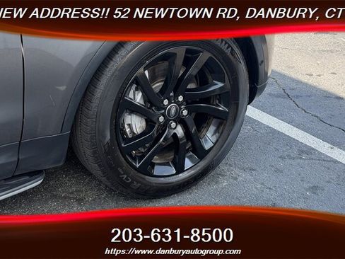 Used 2018 Land Rover Discovery HSE Luxury AWD/4WD image 11