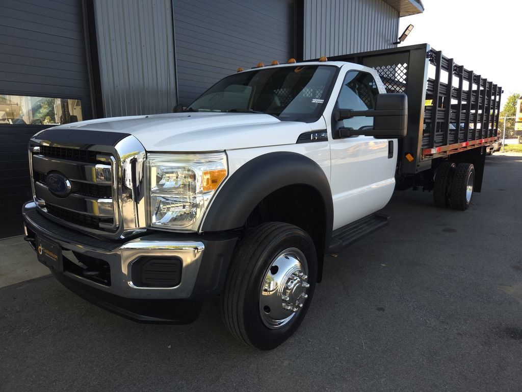 Used 2013 Ford F550 Luxury w/ XL Decor Group RWD image 3
