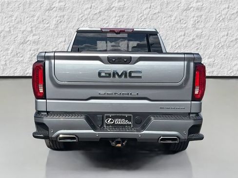 Used 2023 GMC Sierra 1500 Denali Ultimate AWD/4WD image 4