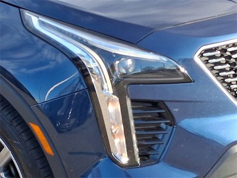 Used 2019 Cadillac XT4 Premium Luxury w/ Cold Weather Package image 28