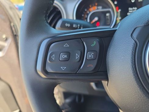 Used 2023 Jeep Wrangler Sport S image 21