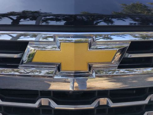 Used 2025 Chevrolet Silverado 1500 LTZ w/ LTZ Premium Package image 12