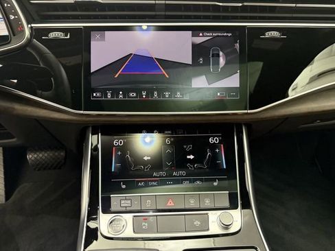 Used 2025 Audi Q7 3.0T Premium Plus image 19