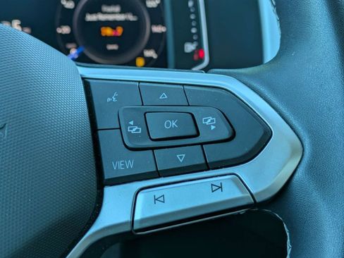 Certified 2023 Volkswagen Atlas SE FWD image 37