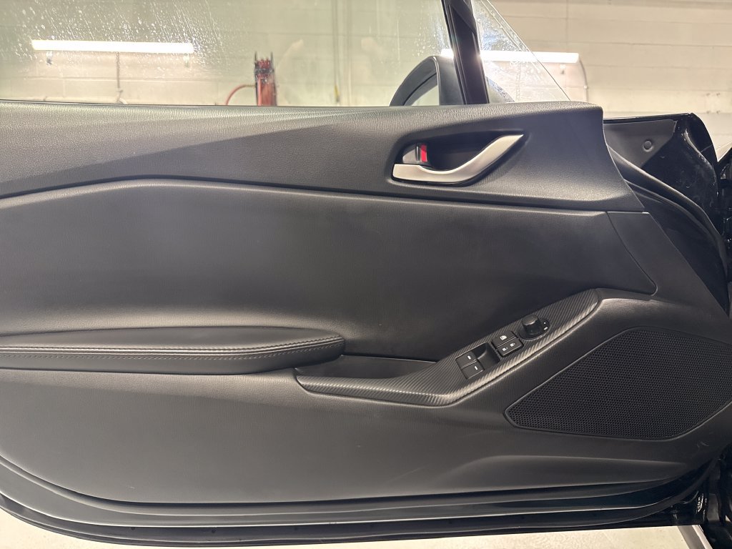 Used 2024 MAZDA MX-5 Miata Sport RWD image 28