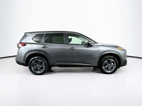 Used 2026 Nissan Rogue SV FWD image 10