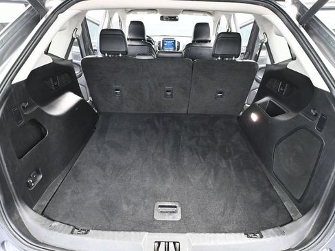 Used 2024 Ford Edge Titanium AWD/4WD image 38