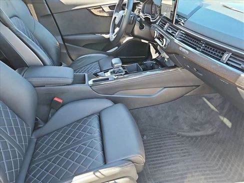 Used 2023 Audi S4 Premium Plus w/ Premium Plus Package image 21