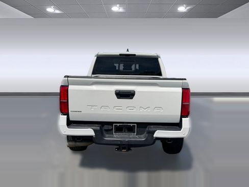 Used 2024 Toyota Tacoma TRD Sport w/ TRD Sport Upgrade Package image 10