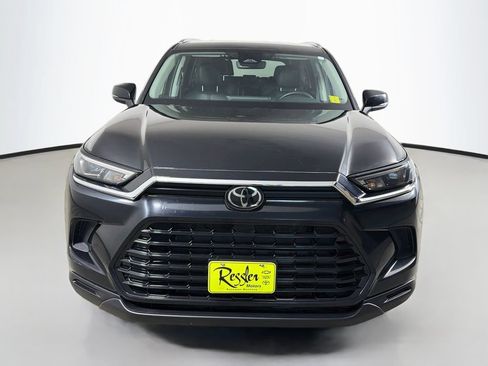 Used 2025 Toyota Grand Highlander AWD image 2