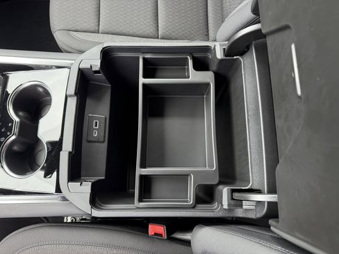 New 2026 Chevrolet Tahoe LS w/ LPO, Dark Essentials Package AWD/4WD image 19