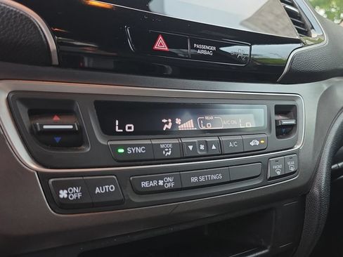 Used 2021 Honda Passport Sport image 32