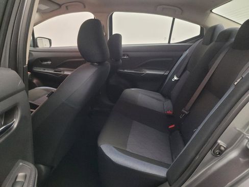 Used 2024 Nissan Versa SV FWD image 18