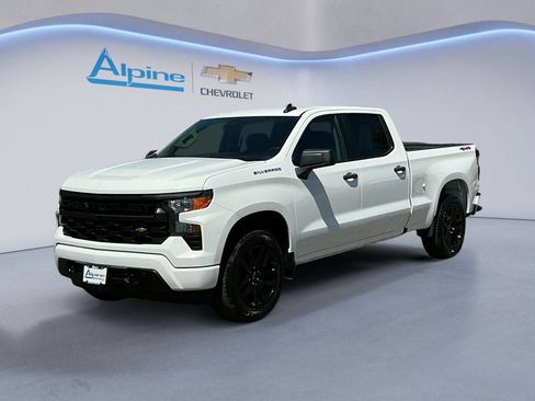 Used 2024 Chevrolet Silverado 1500 Custom AWD/4WD image 1