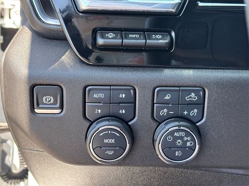 Used 2025 Chevrolet Silverado 2500 LTZ w/ Trail Boss Package image 24