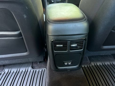 Used 2016 Dodge Charger R/T w/ Navigation & Travel Group RWD image 31