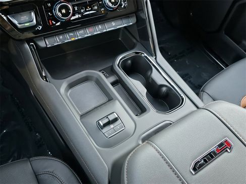 New 2026 GMC Sierra 2500 AT4 w/ AT4 Preferred Package image 22