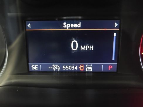 Used 2022 Chevrolet Silverado 3500 LT w/ Convenience Package image 22