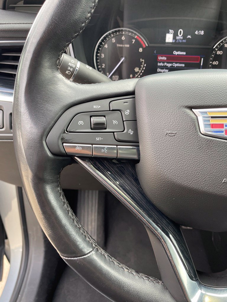 Used 2024 Cadillac XT6 Premium Luxury FWD image 15