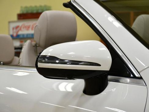 Used 2019 Mercedes-Benz E 450 4MATIC Cabriolet image 3