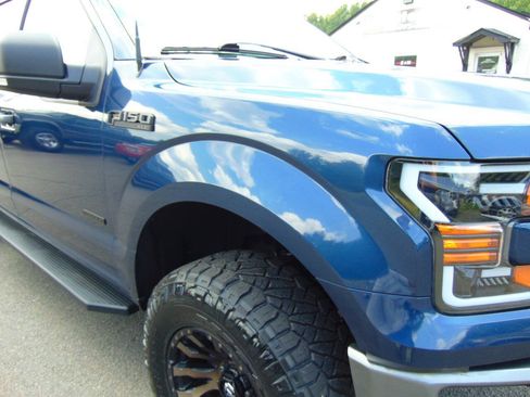 Used 2017 Ford F150 XLT w/ Equipment Group 302A Luxury AWD/4WD image 41