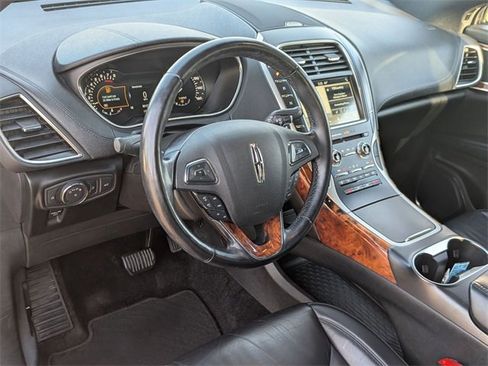 Used 2017 Lincoln MKX Select w/ Select Plus Package image 11