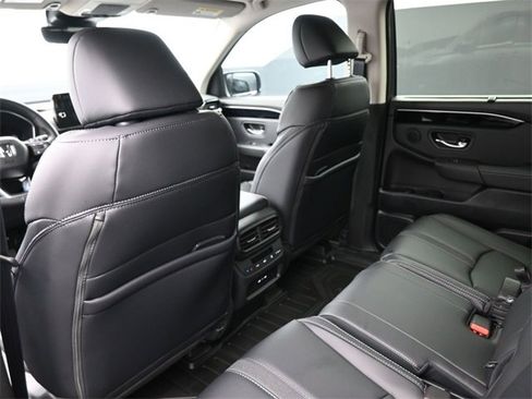 New 2025 Honda Pilot EX-L image 23