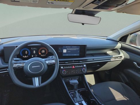 Used 2025 Hyundai Tucson SEL image 18