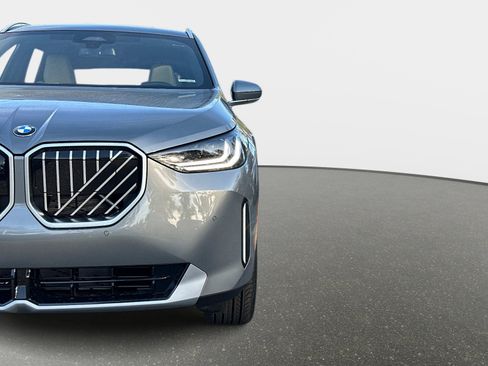 New 2026 BMW X3 xDrive30 w/ Premium Package image 9