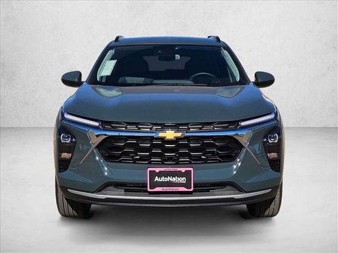 New 2026 Chevrolet Trax LT w/ Driver Confidence Package image 6