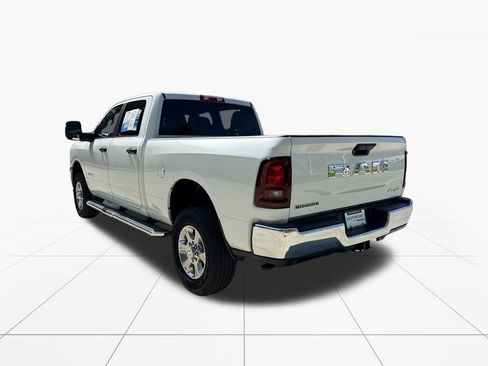 Used 2026 RAM 2500 Big Horn AWD/4WD image 6