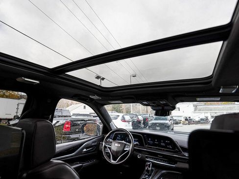 Used 2021 Cadillac Escalade ESV Premium Luxury Platinum image 35