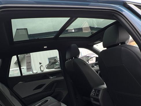 New 2026 Volkswagen Tiguan SE R-Line FWD image 13