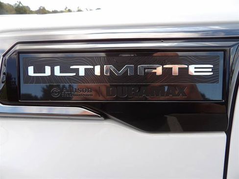 Used 2025 GMC Sierra 3500 Denali Ultimate AWD/4WD image 46