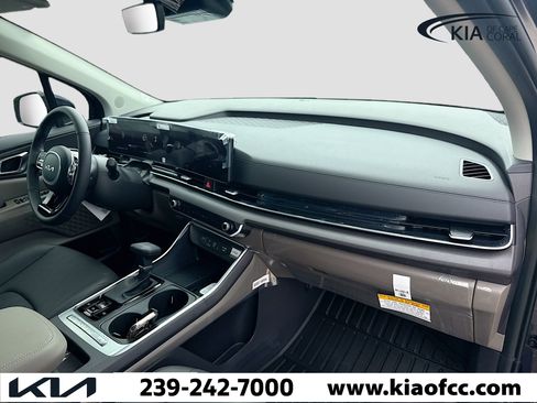 New 2026 Kia Carnival EX image 13