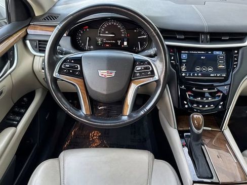 Used 2018 Cadillac XTS Luxury image 19