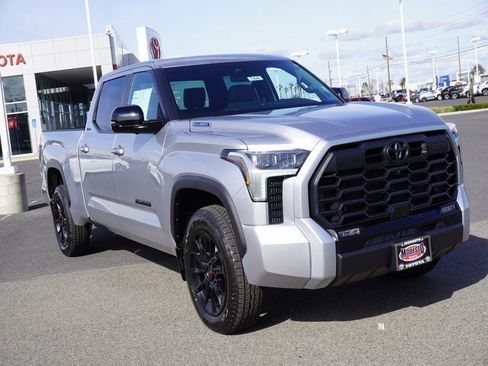 New 2025 Toyota Tundra Limited image 31