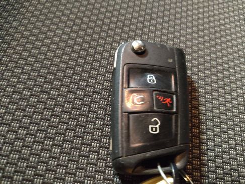 Used 2019 Volkswagen Jetta S w/ Driver Assistance Package FWD image 32