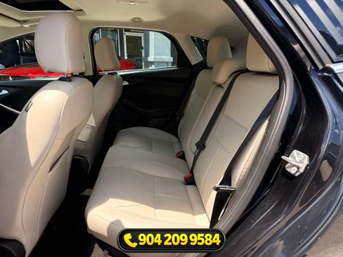 Used 2017 Ford Focus Titanium FWD image 24