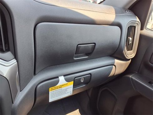 Used 2024 Chevrolet Silverado 1500 Custom image 14