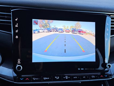 Used 2024 Jeep Wagoneer L 4WD image 17