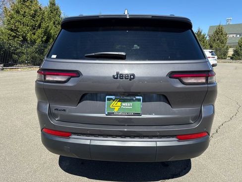 New 2026 Jeep Grand Cherokee L 4WD image 10