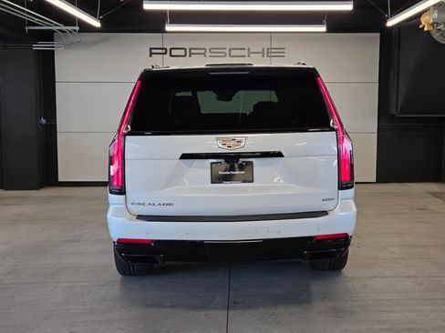 Used 2025 Cadillac Escalade ESV Sport Platinum AWD/4WD image 7