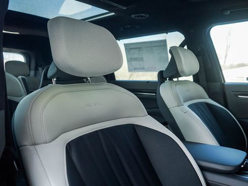 New 2026 Kia EV9 GT-Line AWD/4WD image 12