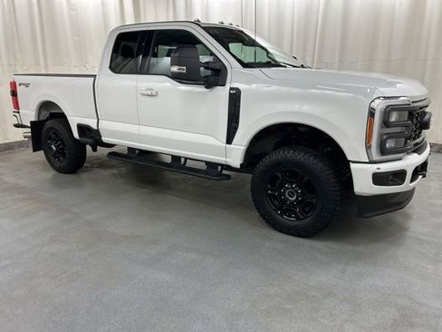 Used 2023 Ford F250 XLT w/ XLT Premium Package AWD/4WD image 1