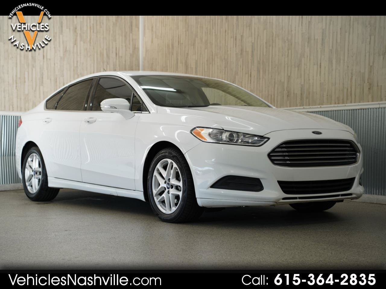 Used 2016 Ford Fusion SE FWD image 1