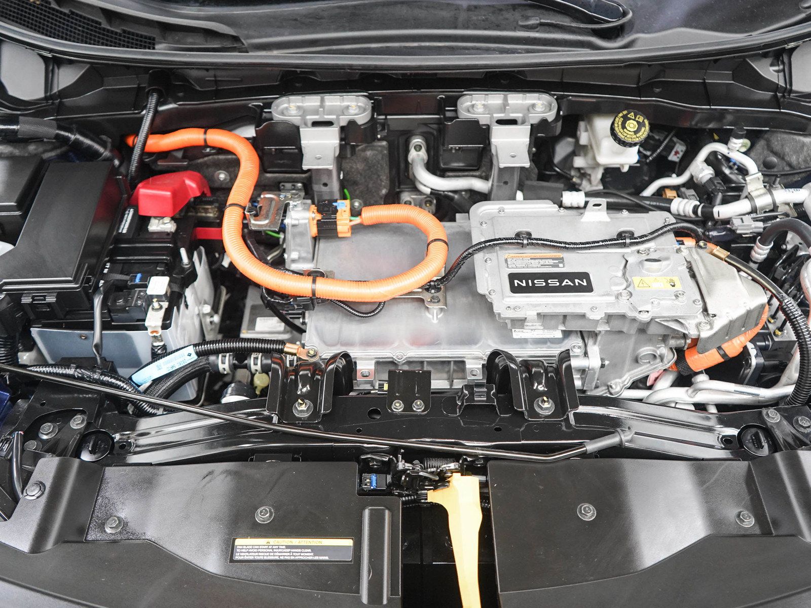 Used 2023 Nissan Ariya AWD image 32