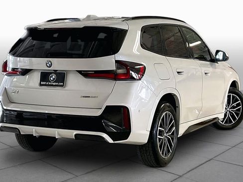 Used 2025 BMW X1 xDrive28i AWD/4WD image 12