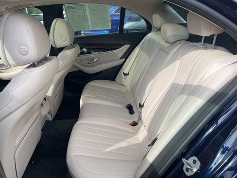 Used 2021 Mercedes-Benz E 450 4MATIC Sedan image 30