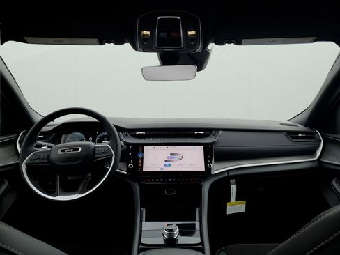 New 2026 Jeep Grand Cherokee Altitude image 23